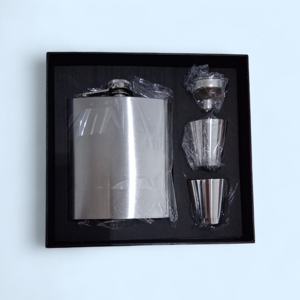 Stainless Steel Flask Set